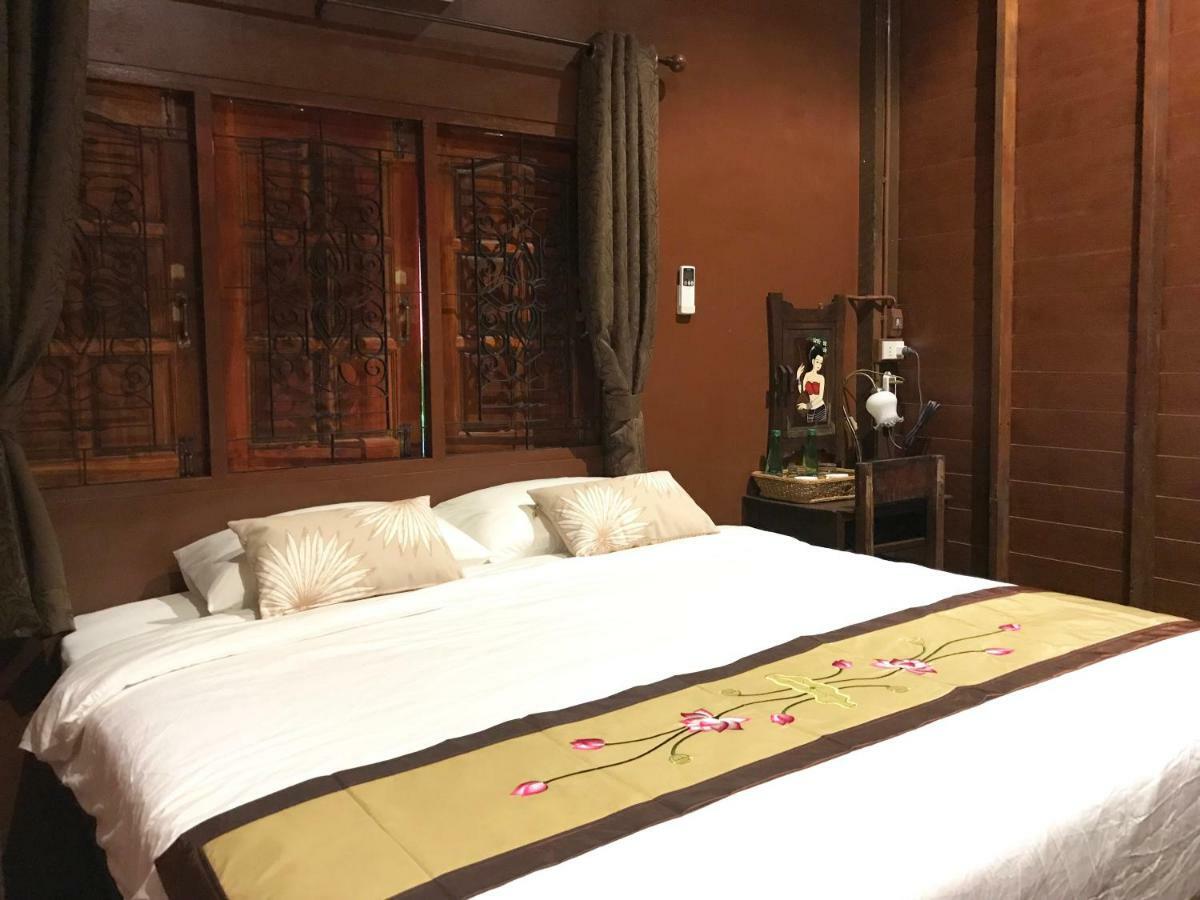 Reuan Vilawan Ratchaburi Экстерьер фото